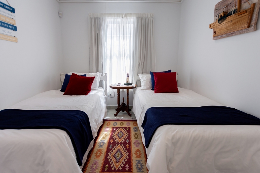 3 Bedroom Property for Sale in Golden Mile Western Cape